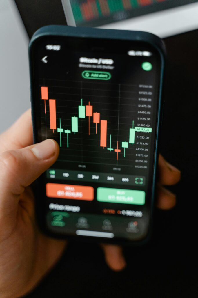  Adoção de IA em Finanças Pessoais 